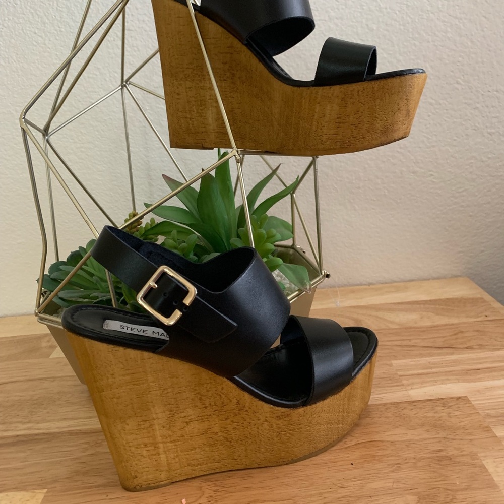 Steve Madden wedges never worn